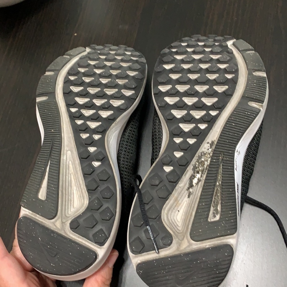 Nike running shoes - Picture 6 of 8